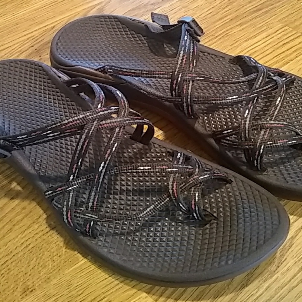 Chaco women's sandals like new 7